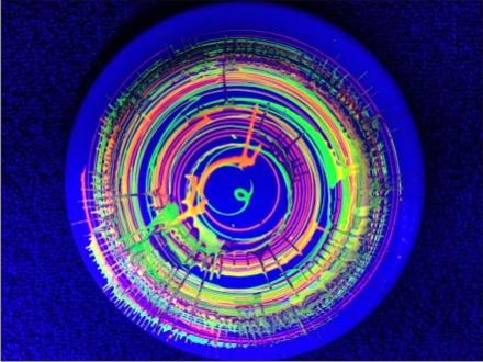 blacklight-spin-art-frisbees
