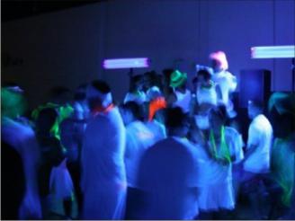 blacklight-dance-party